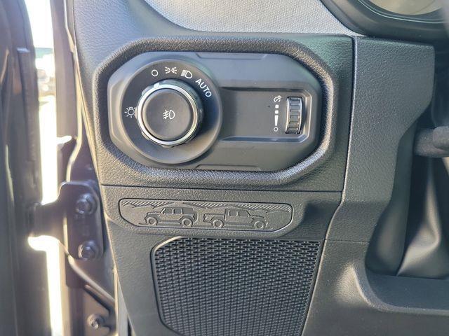 2026 Jeep Wrangler 4-Door Willys - Photo 18