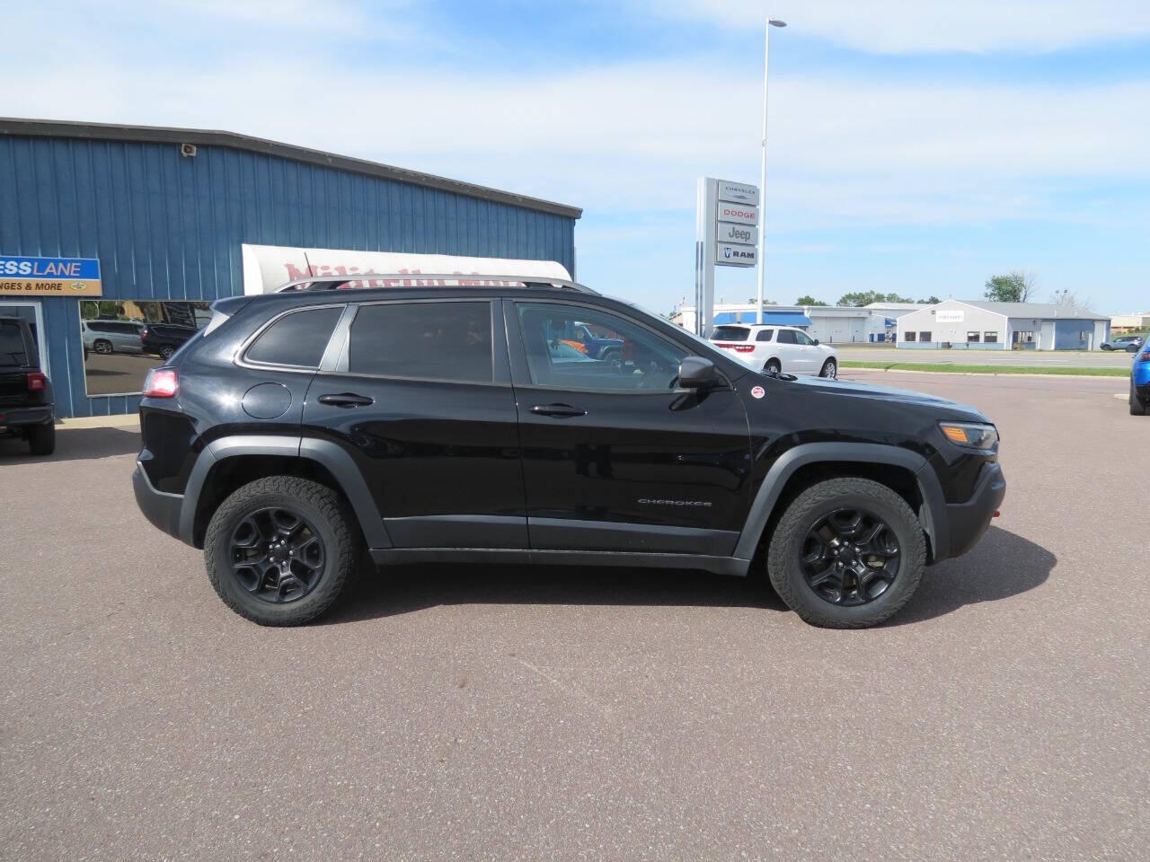 2019 Jeep Cherokee Trailhawk 4X4's photo