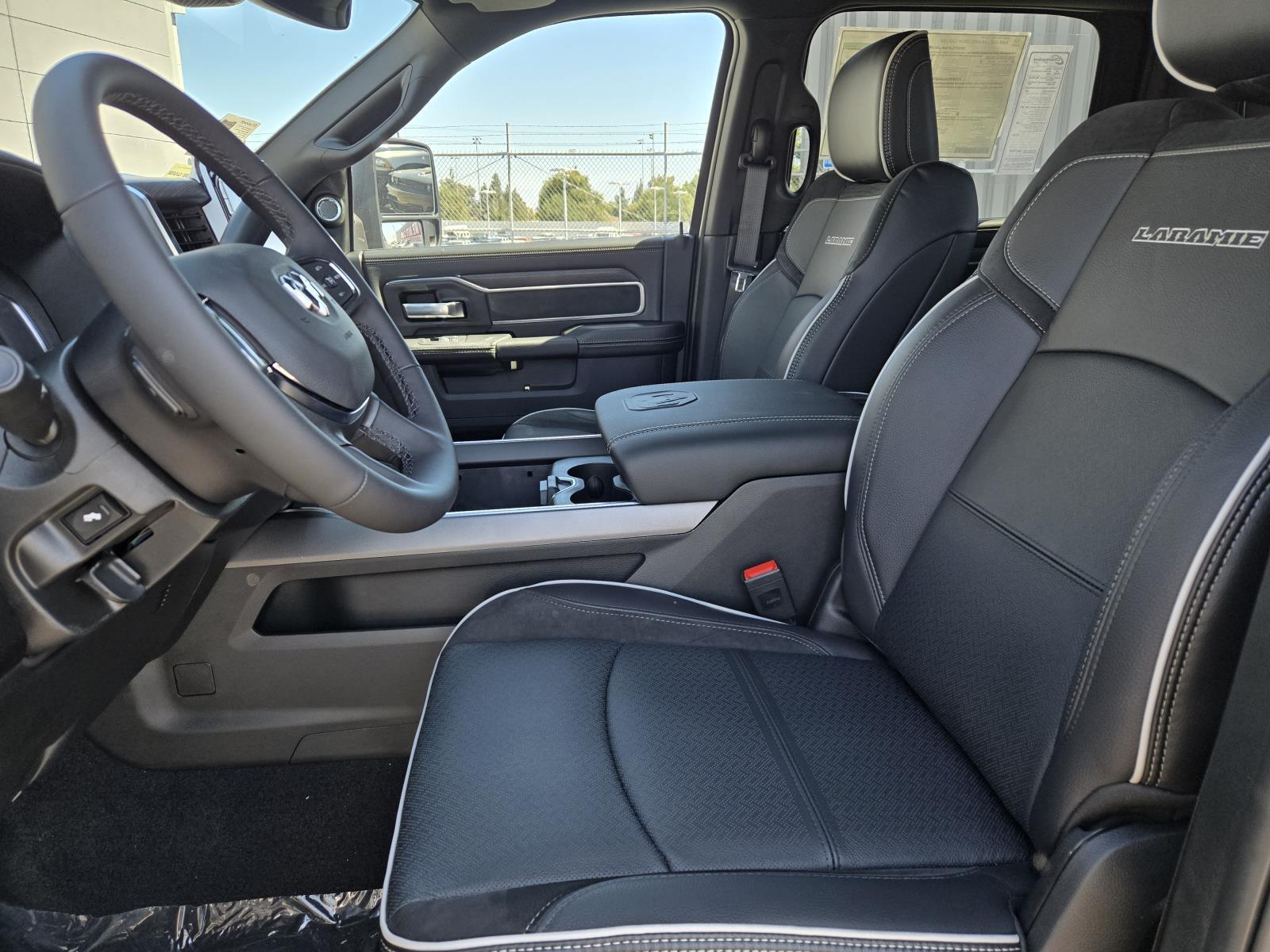 2025 RAM 2500 Laramie - Photo 23