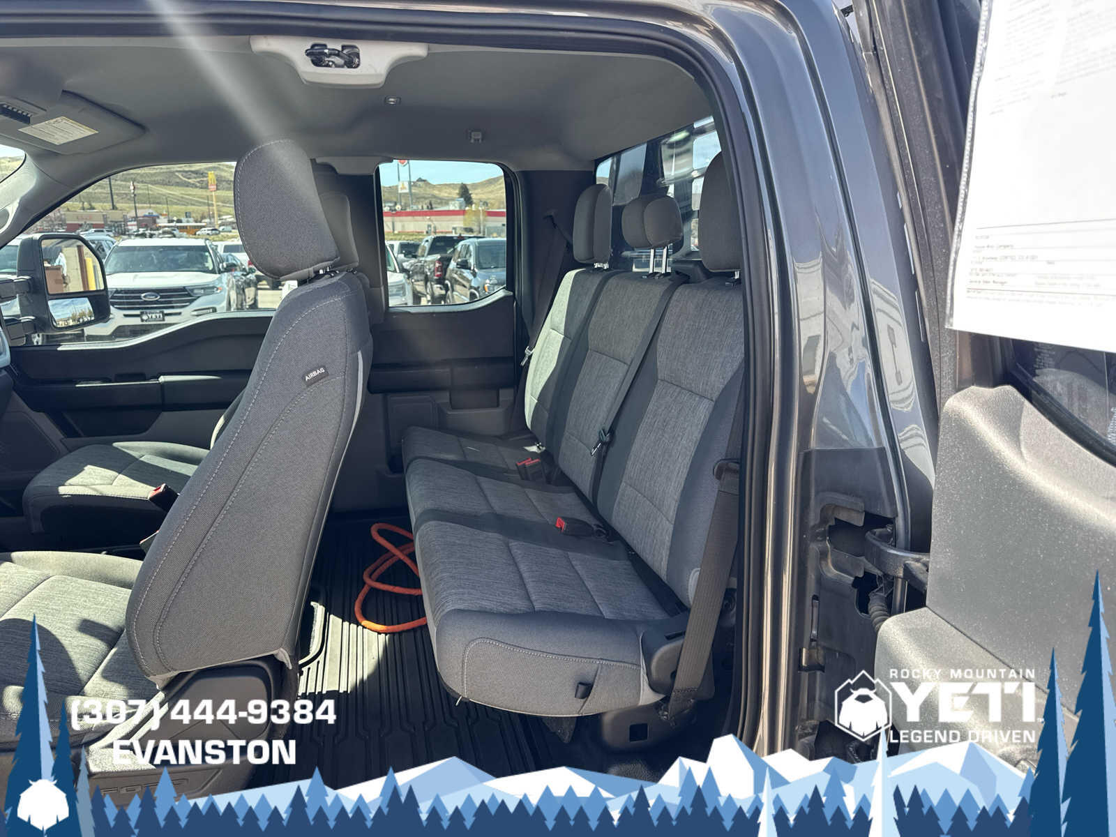 2023 Ford F-350 Super Duty Chassis Cab XL - Photo 24