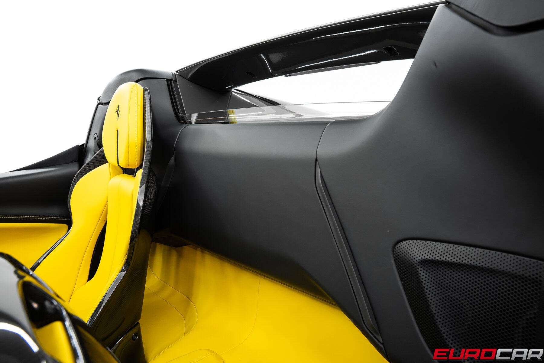 2024 Ferrari 296 GTS *CARBON RACING SEATS * PASSENGER DISPLAY*Image 40