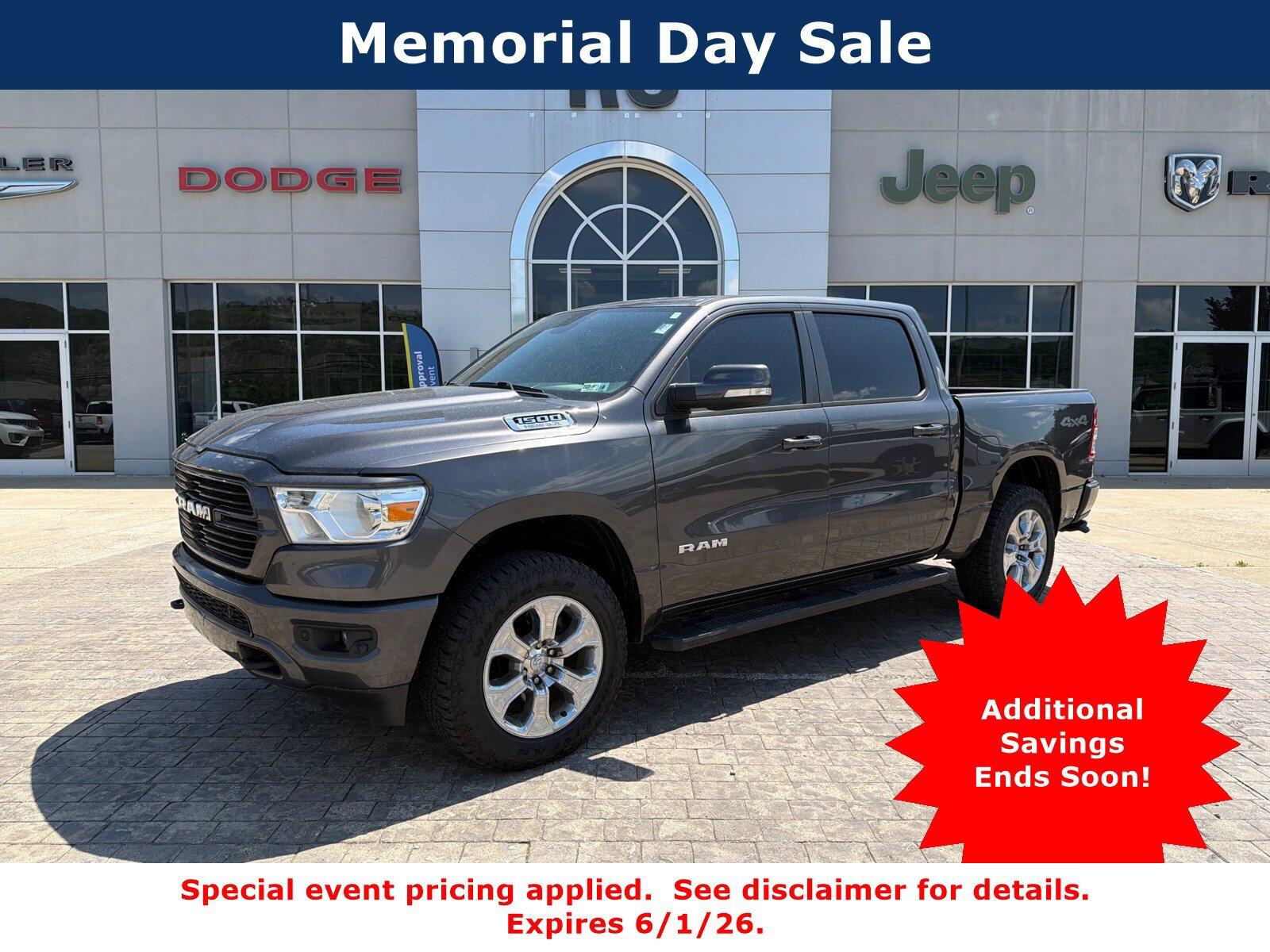 2019 RAM 1500 Big Horn/Lone Star 4x4 Crew Cab 5'7's photo