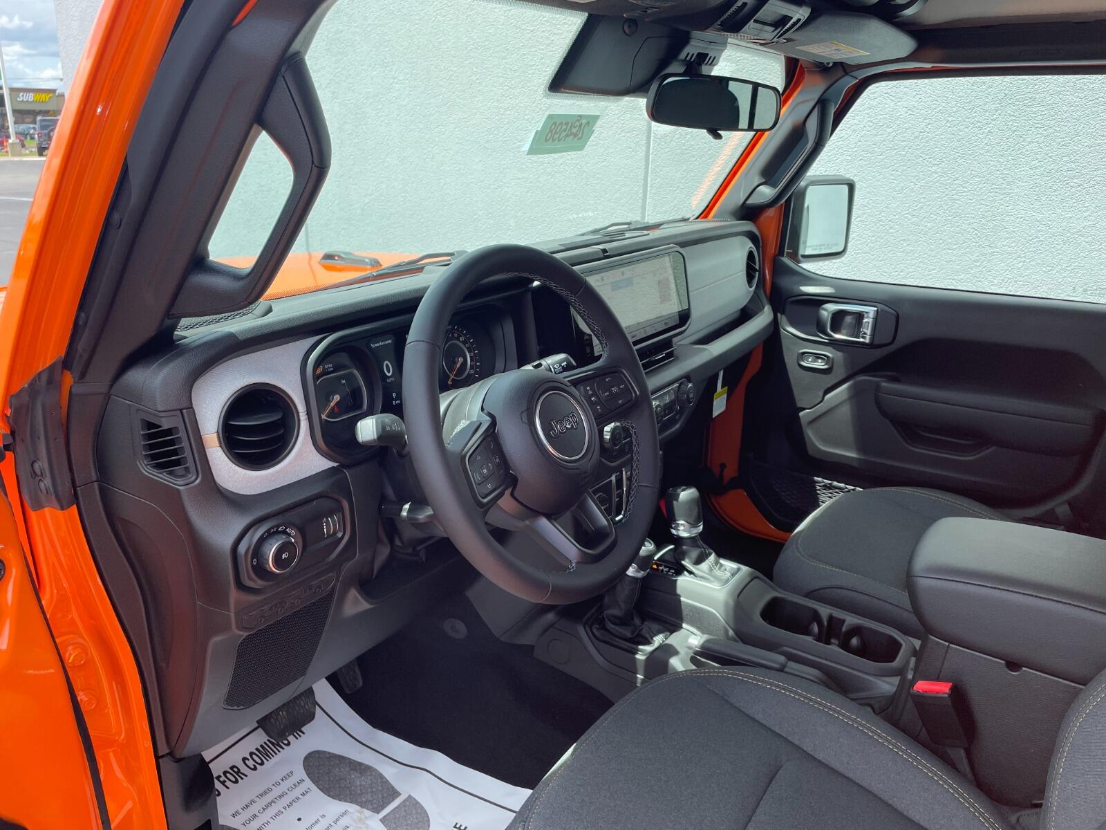 2025 Jeep Wrangler 4-Door Sport S - Photo 10