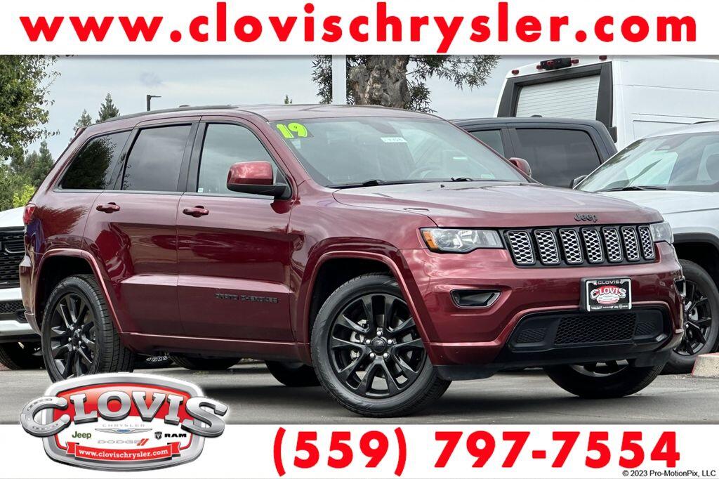 2019 Jeep Grand Cherokee Altitude's photo