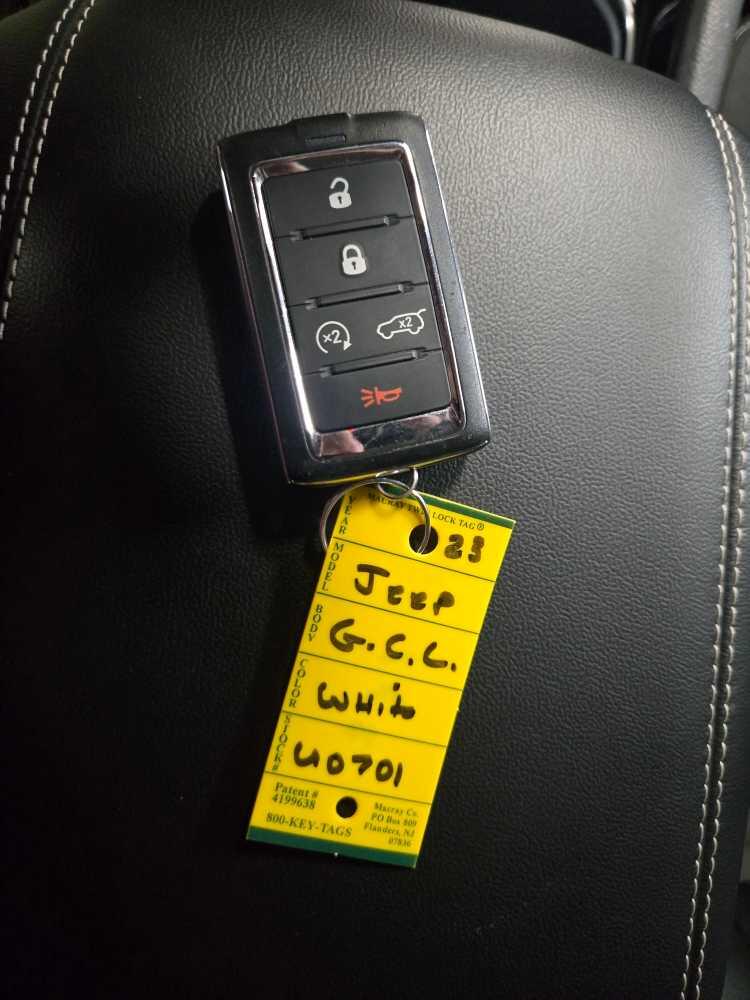 2023 Jeep Grand Cherokee L Laredo - Photo 23