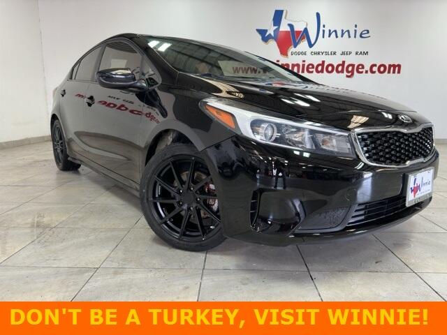 Used 2017 Kia Forte LX with VIN 3KPFK4A75HE098159 for sale in Winnie, TX