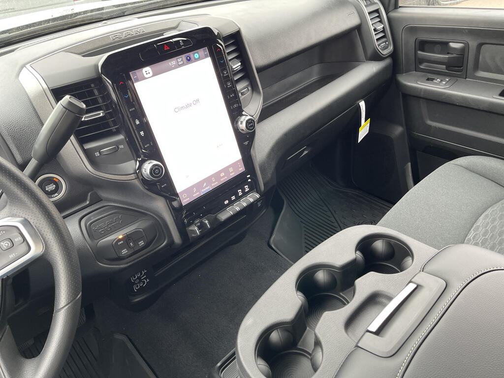 2026 RAM 2500 Tradesman - Photo 10