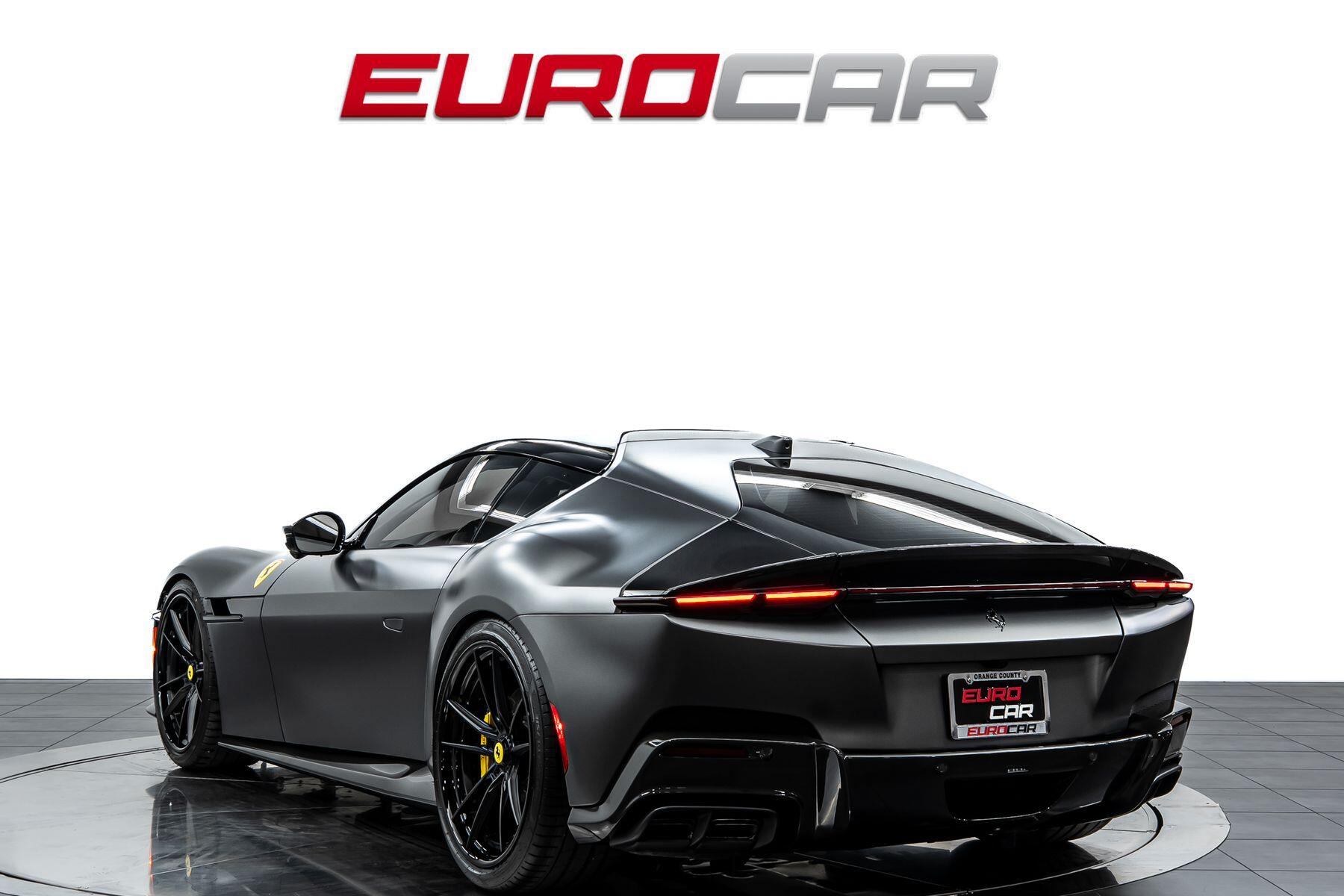 2025 Ferrari 12Cilindri *HUGE CARBON OPTIONS * AIRBRUSHED SHIELD*Image 3