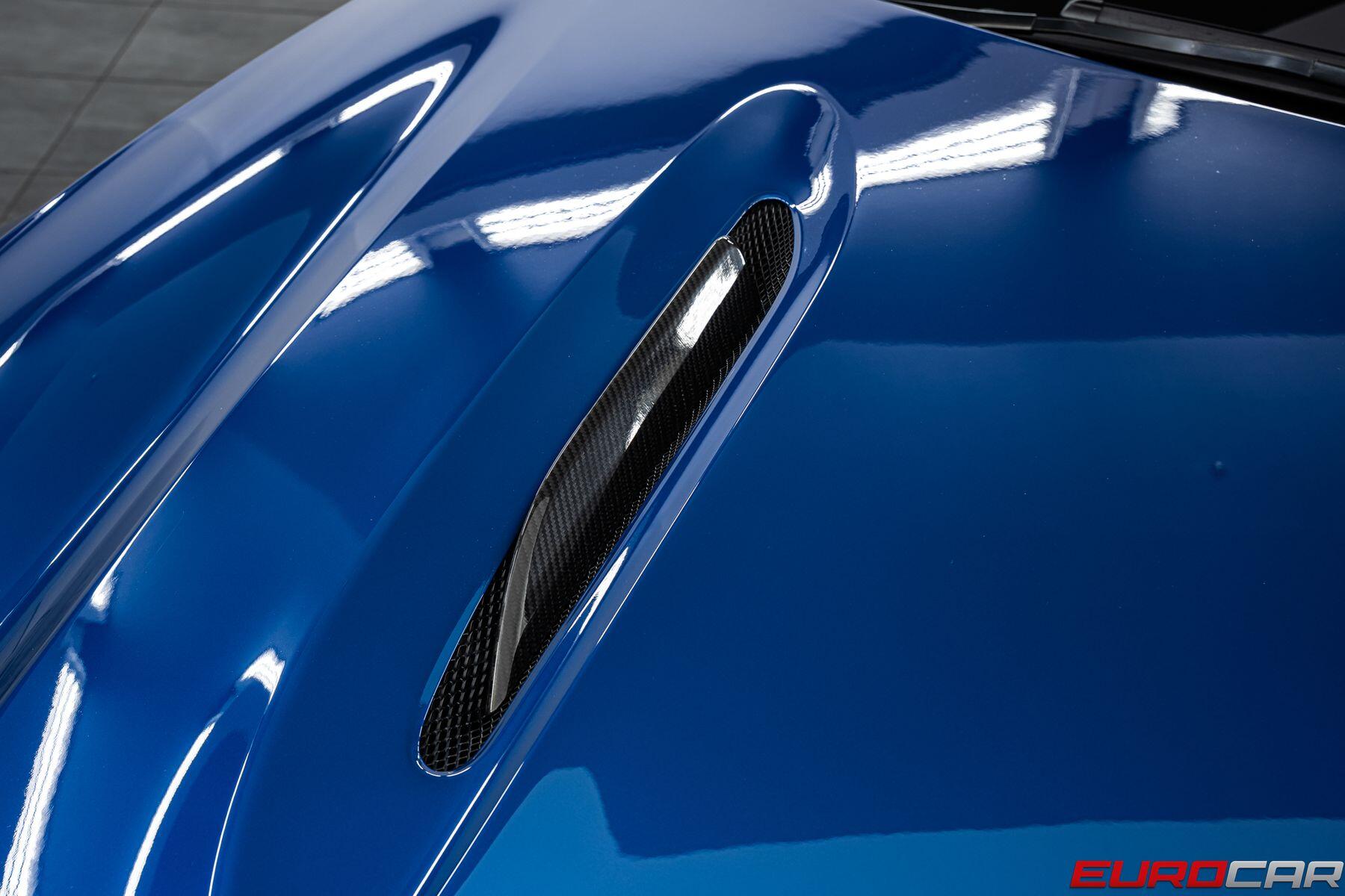 2023 Aston Martin DBX 707 *HUGE CARBON OPTIONS * TRI-COLOR INTERIOR*Image 11