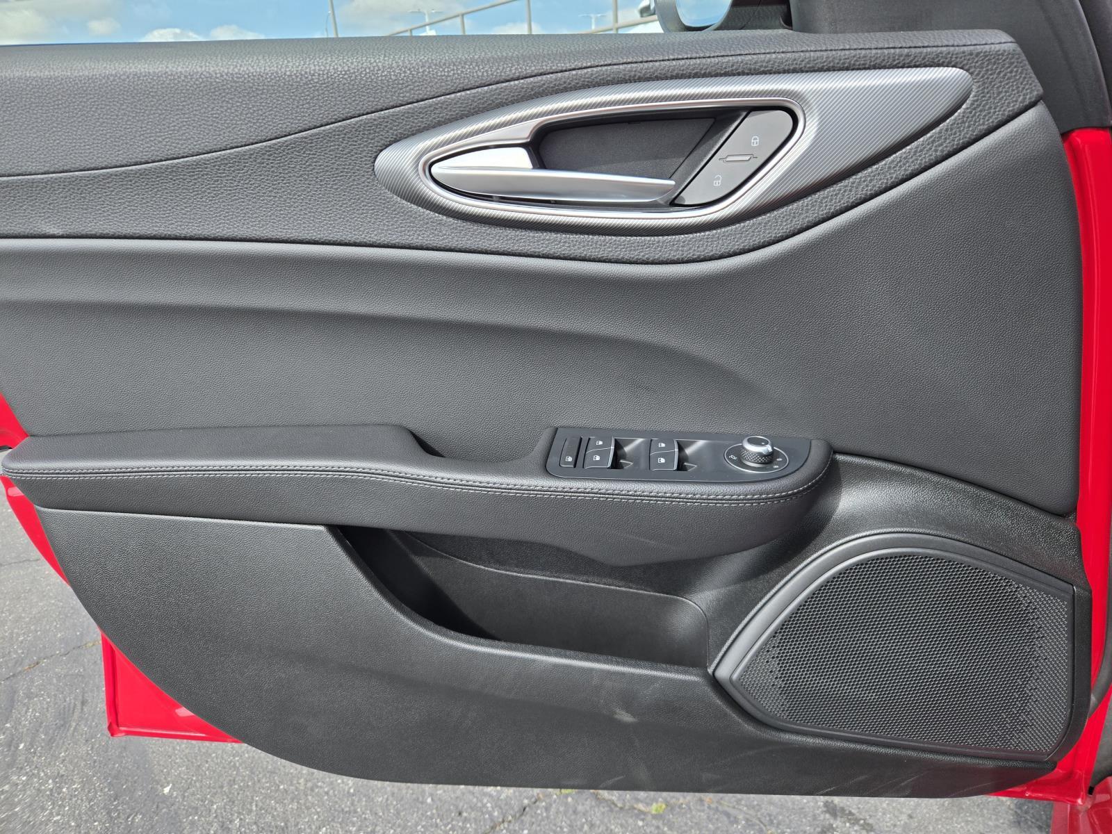 2026 Alfa Romeo Giulia Base - Photo 19