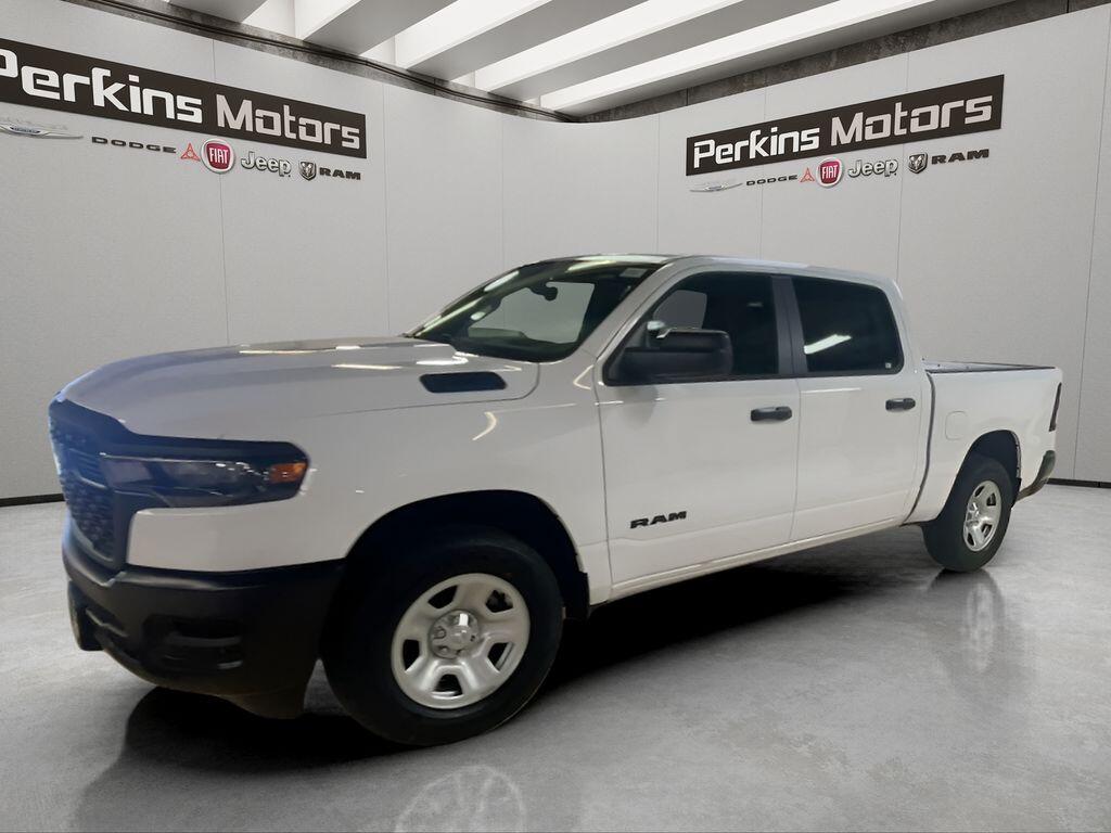 2026 RAM 1500 1500 Tradesman Crew Cab 4x4 5'7' Box