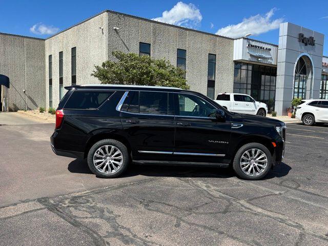 Used 2021 GMC Yukon SLT with VIN 1GKS2BKD9MR446958 for sale in Luverne, Minnesota