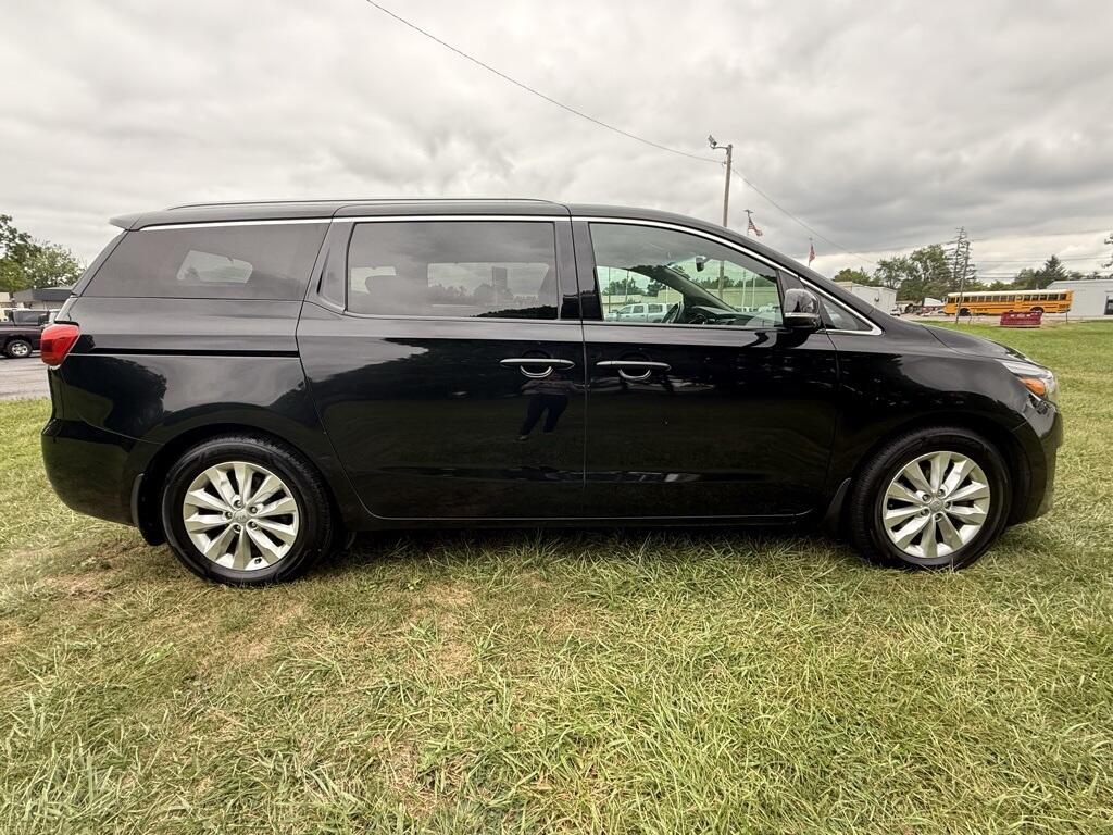 Used 2017 Kia Sedona EX with VIN KNDMC5C10H6273023 for sale in Angola, IN