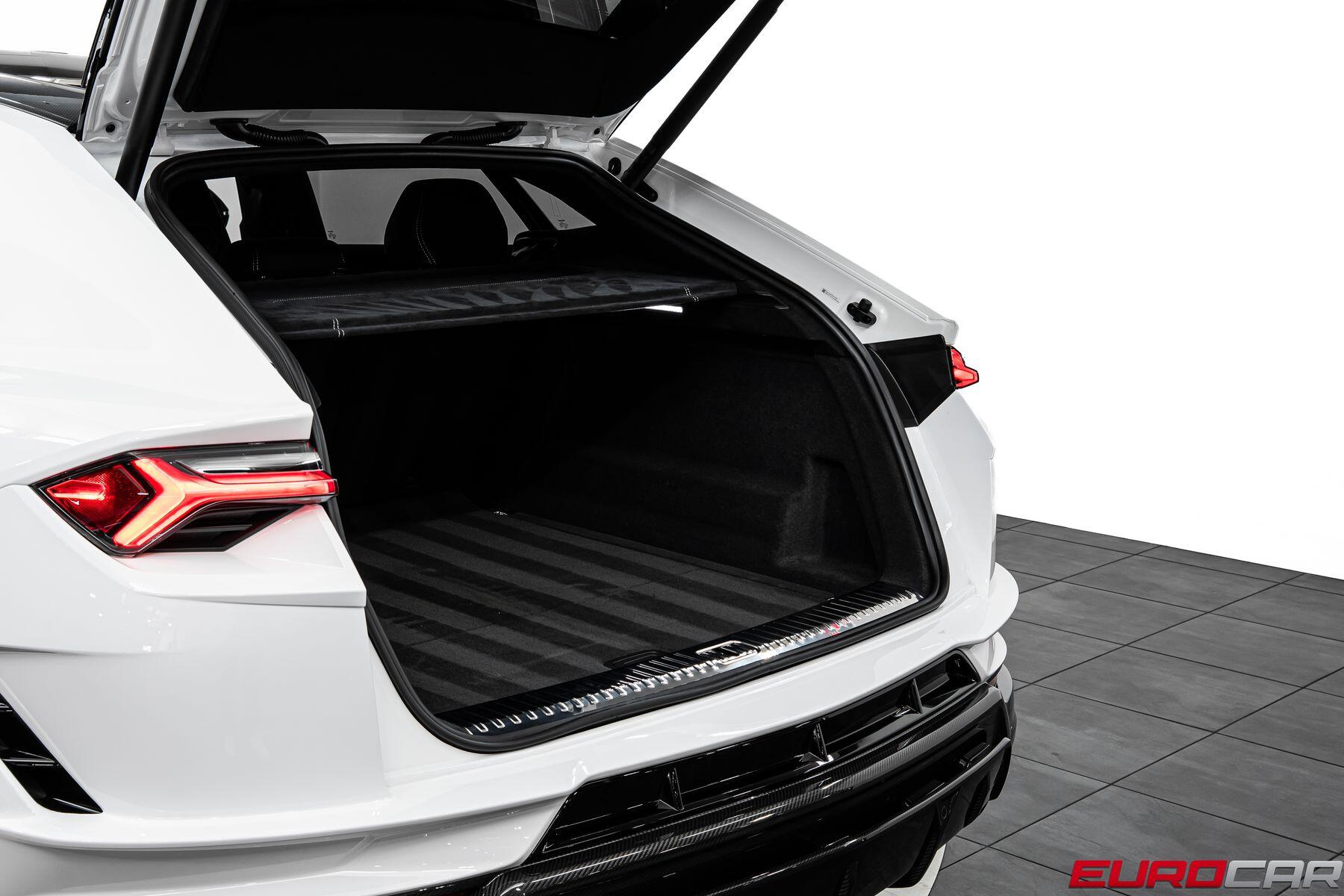 2024 Lamborghini Urus Performante *HUGE CARBON FIBER OPTIONS*Image 24