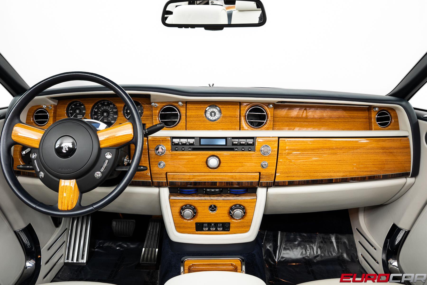 2010 Rolls-Royce Phantom Drophead Coupe *RARE INTERIOR * IMMACULATE CONDITION*Image 26