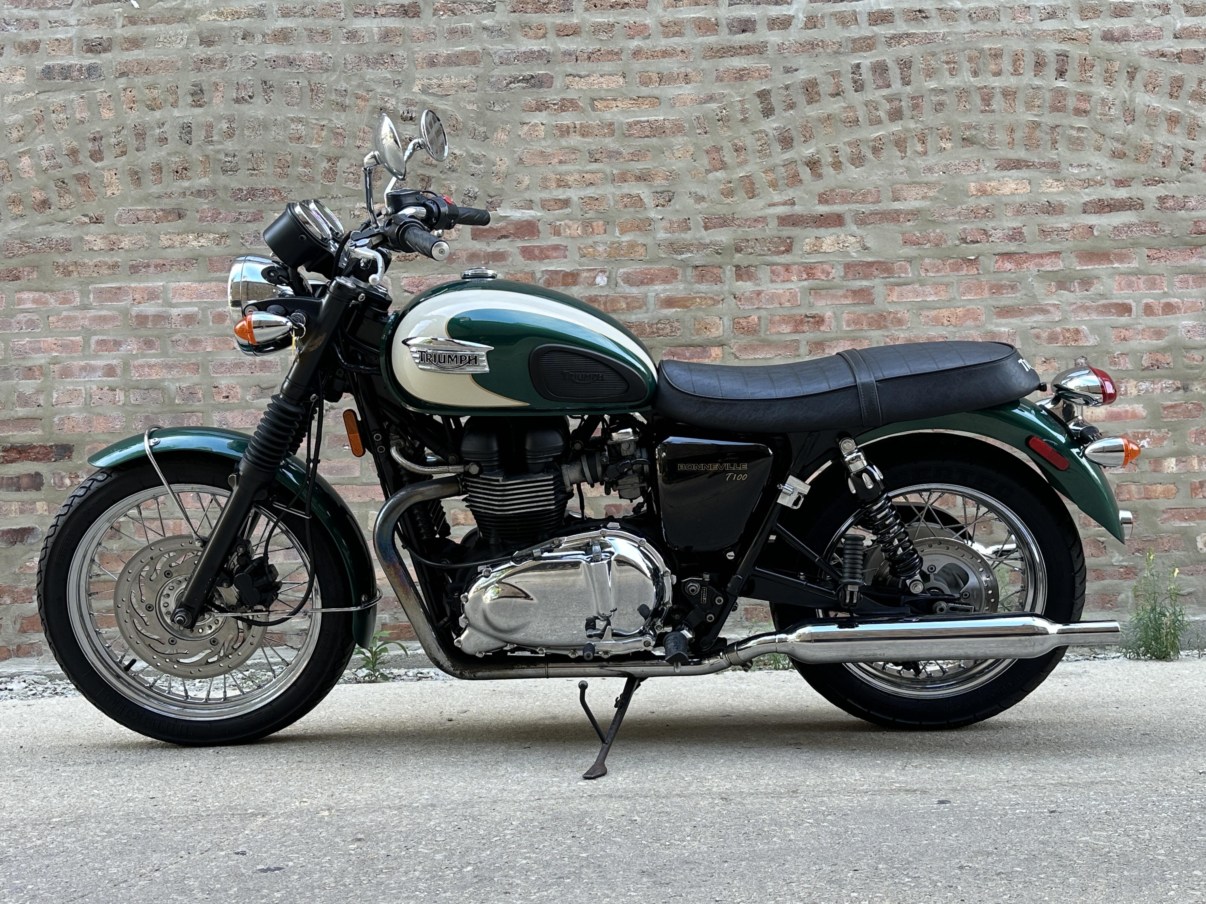 2010 Triumph Bonneville T100
