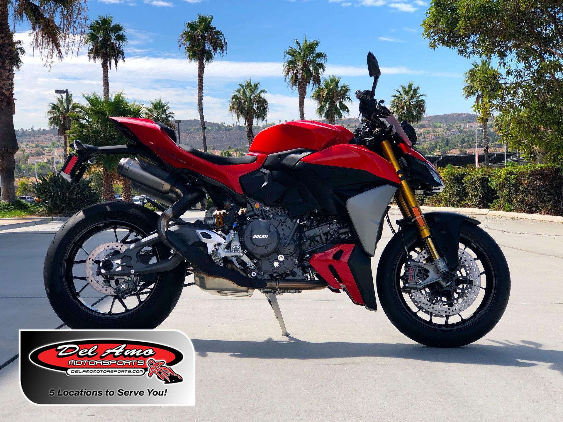 2026 Ducati STREETFIGHTER V2 S 896