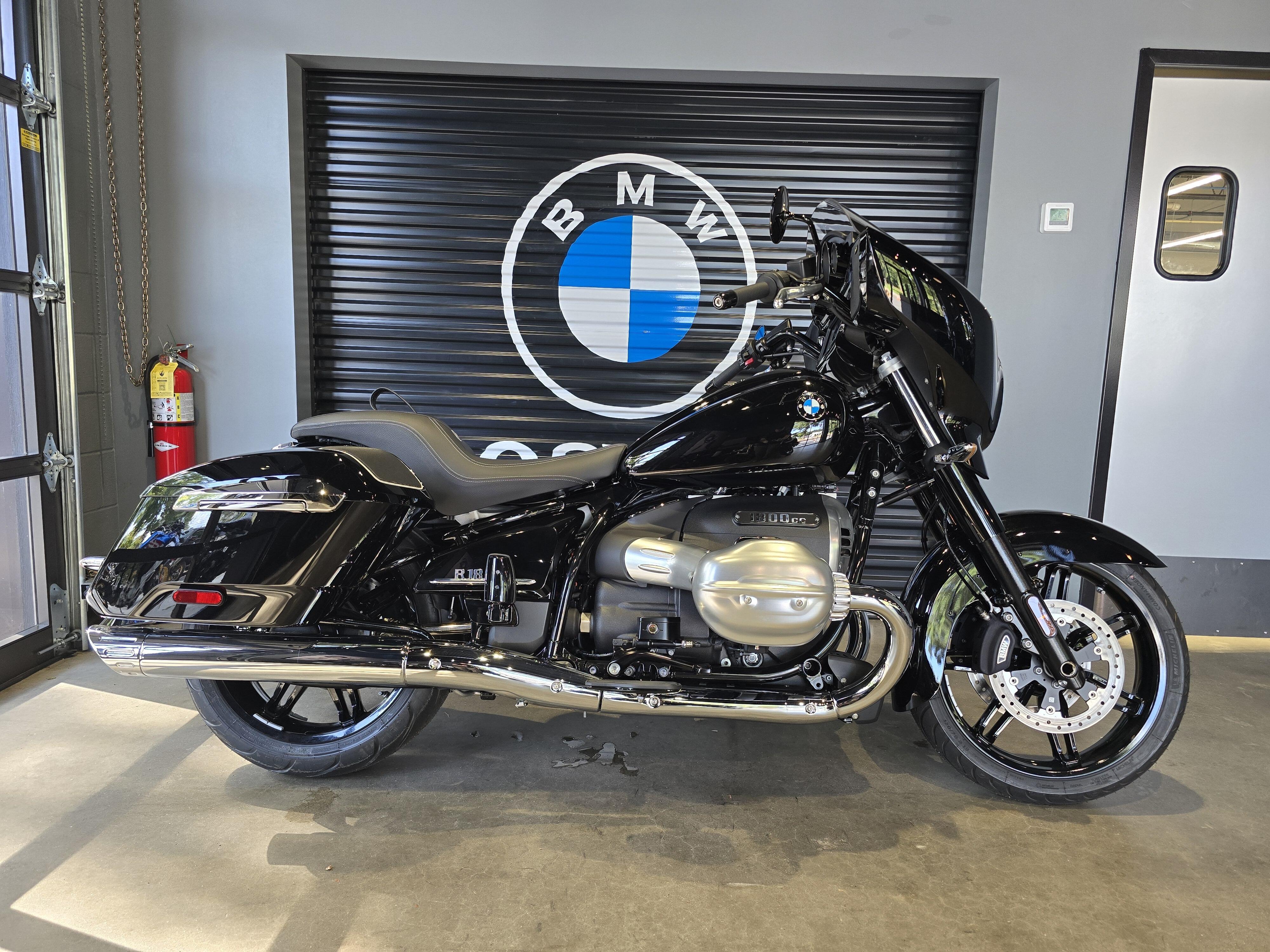 2025 BMW R 18 B
