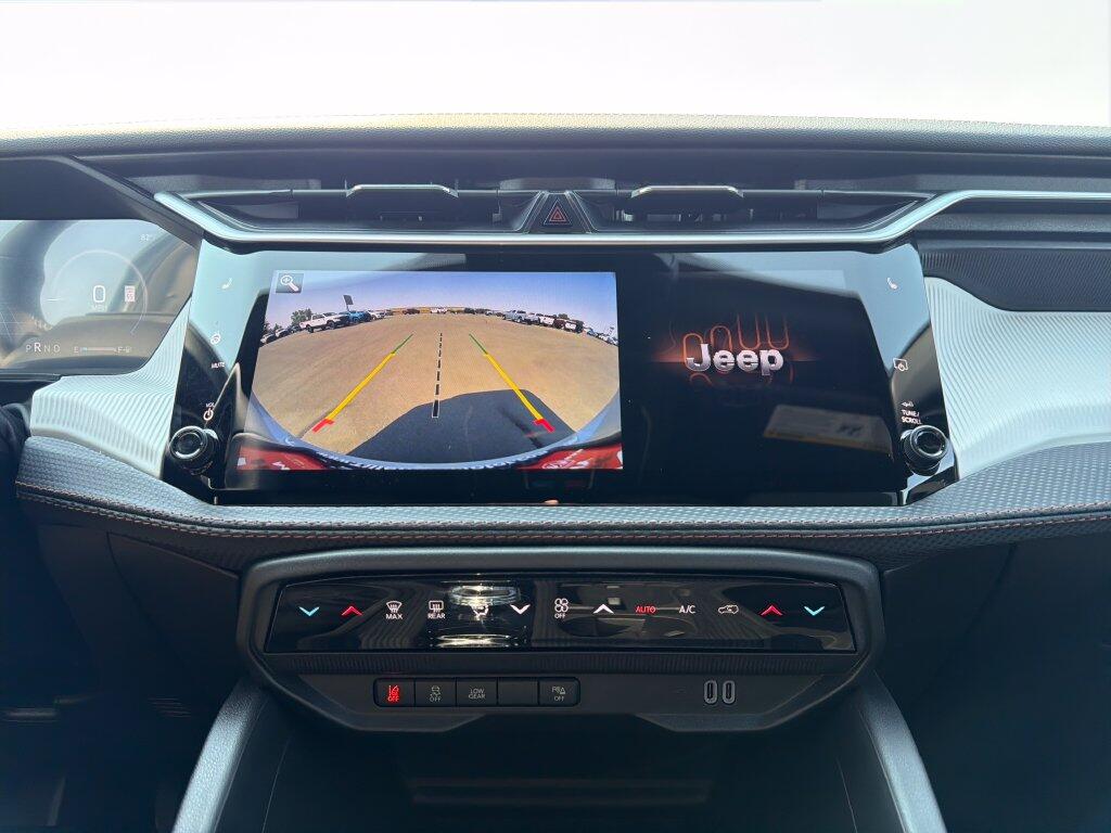 2026 Jeep Cherokee Limited - Photo 14