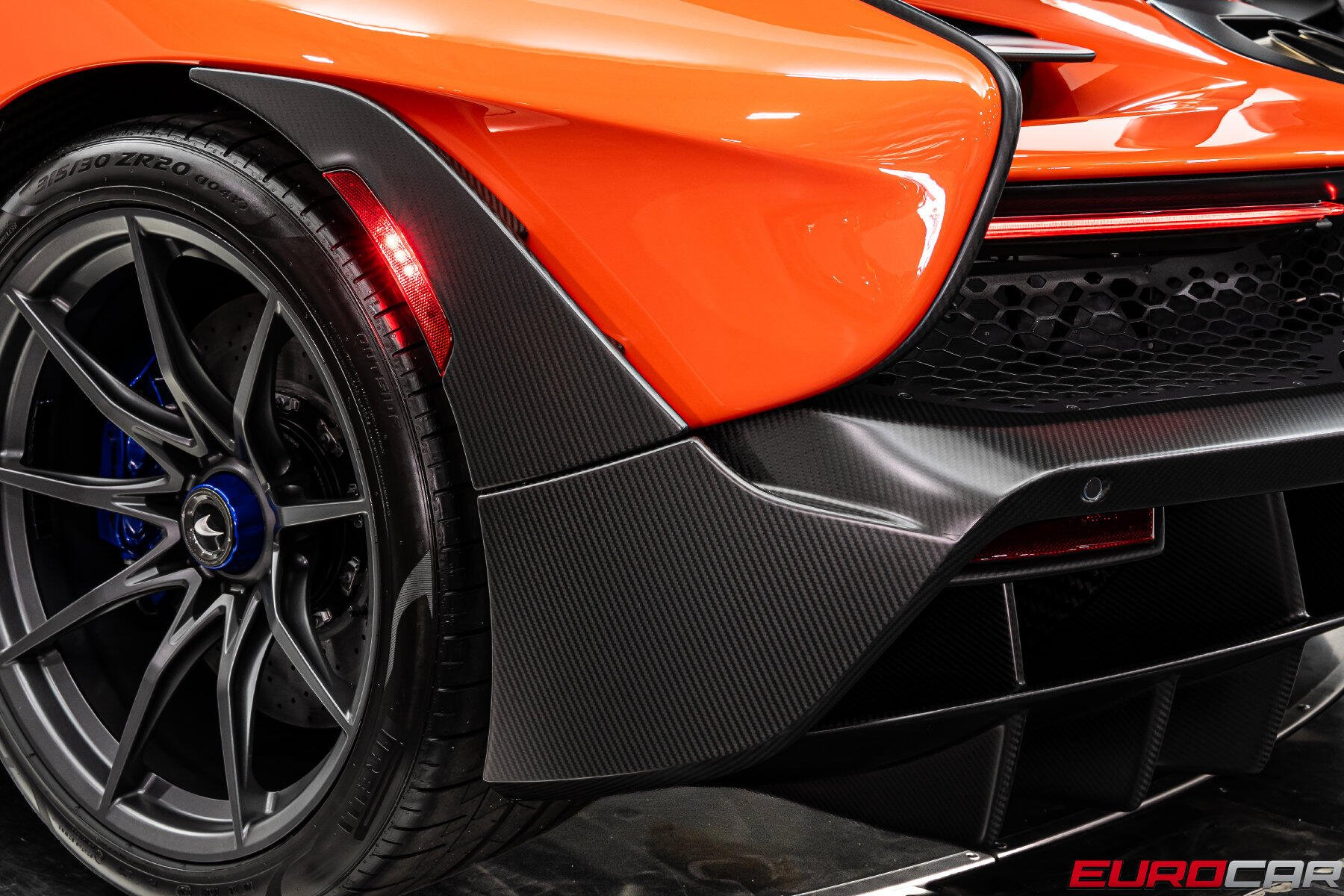 2019 McLaren Senna *64 OF 500 PRODUCED * CARBON MONOCAGE III CHASIS*Image 38