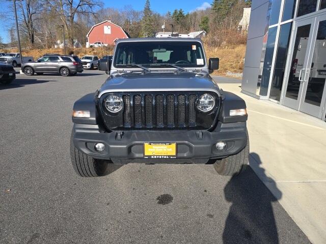 Used 2020 Jeep Wrangler Unlimited Willys with VIN 1C4HJXDN9LW158787 for sale in Warrensburg, NY