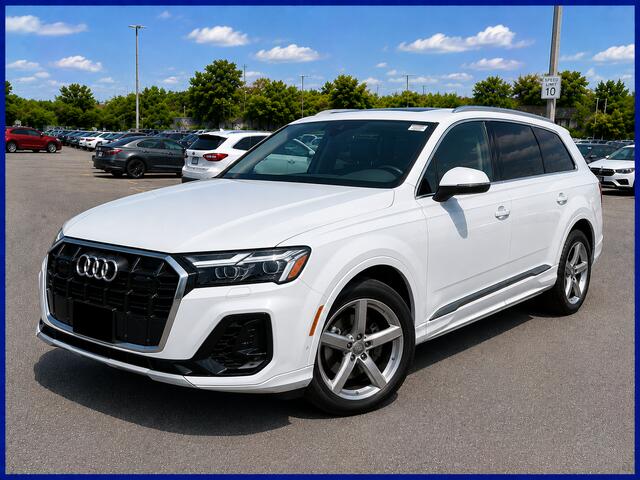 2025 Audi Q7 55 Premium Plus