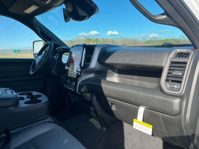 2026 RAM 3500 Tradesman - Photo 18