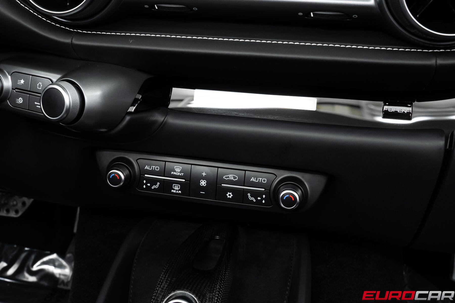 2022 Ferrari 812 GTS *CARBON STEERING WHEEL * FRONT LIFT*Image 35