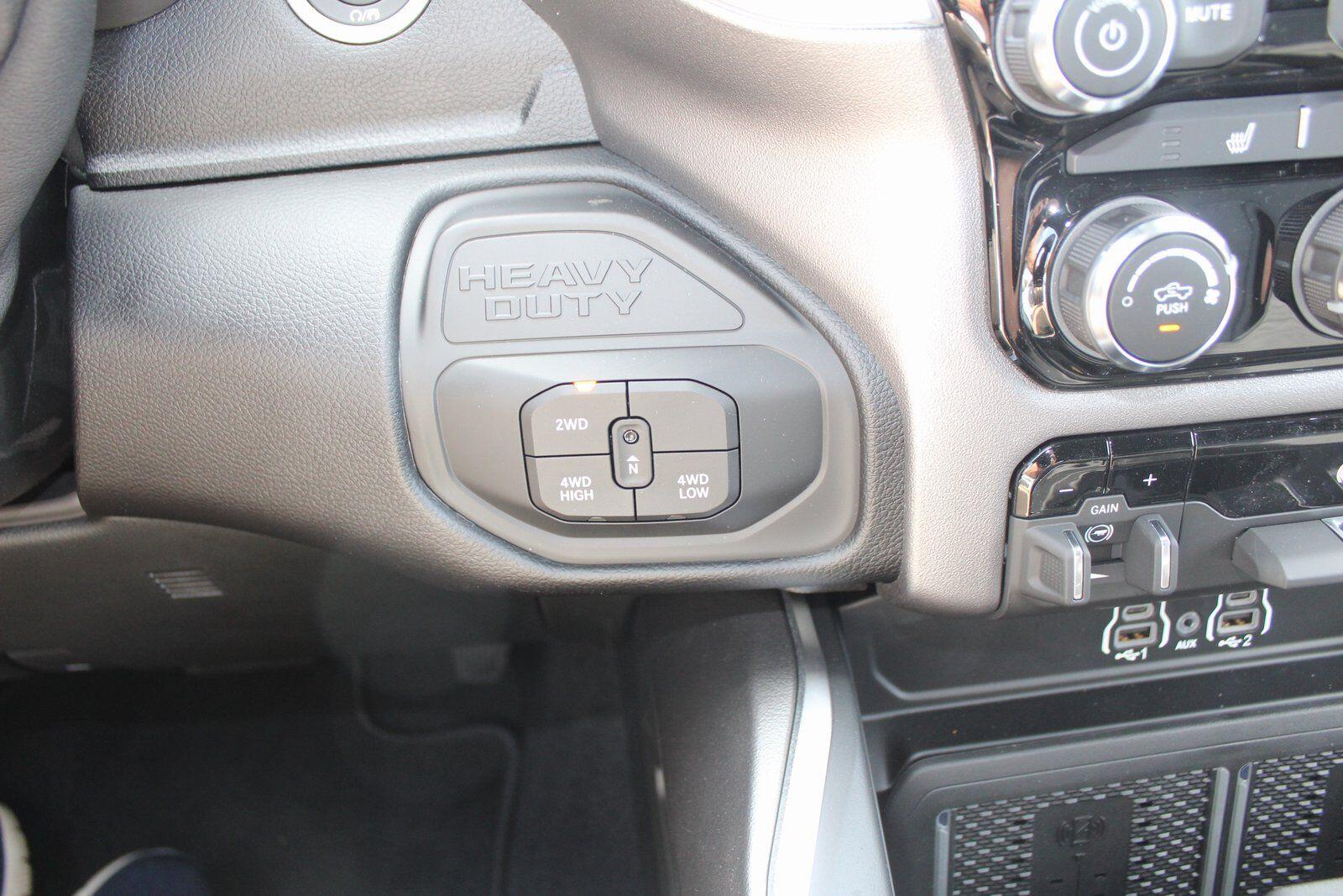 2025 RAM 2500 Big Horn - Photo 18