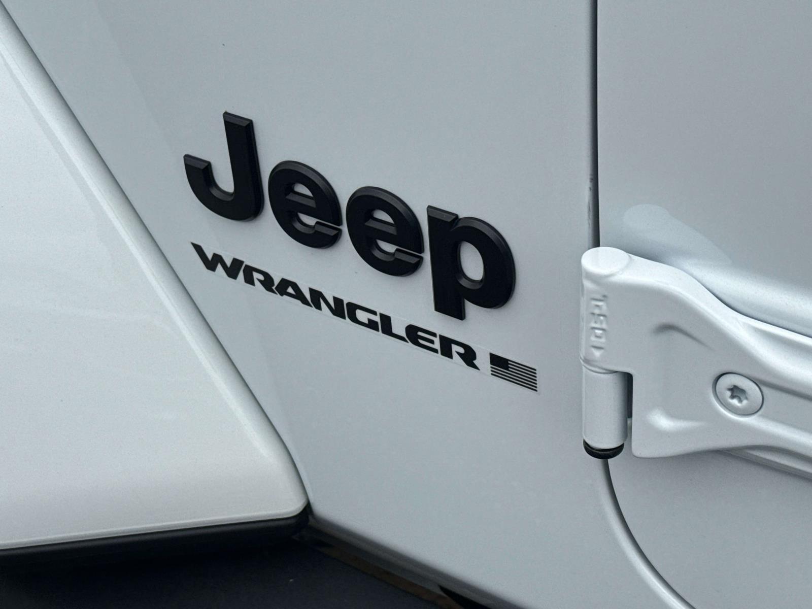 2025 Jeep Wrangler 4-Door Sahara - Photo 6