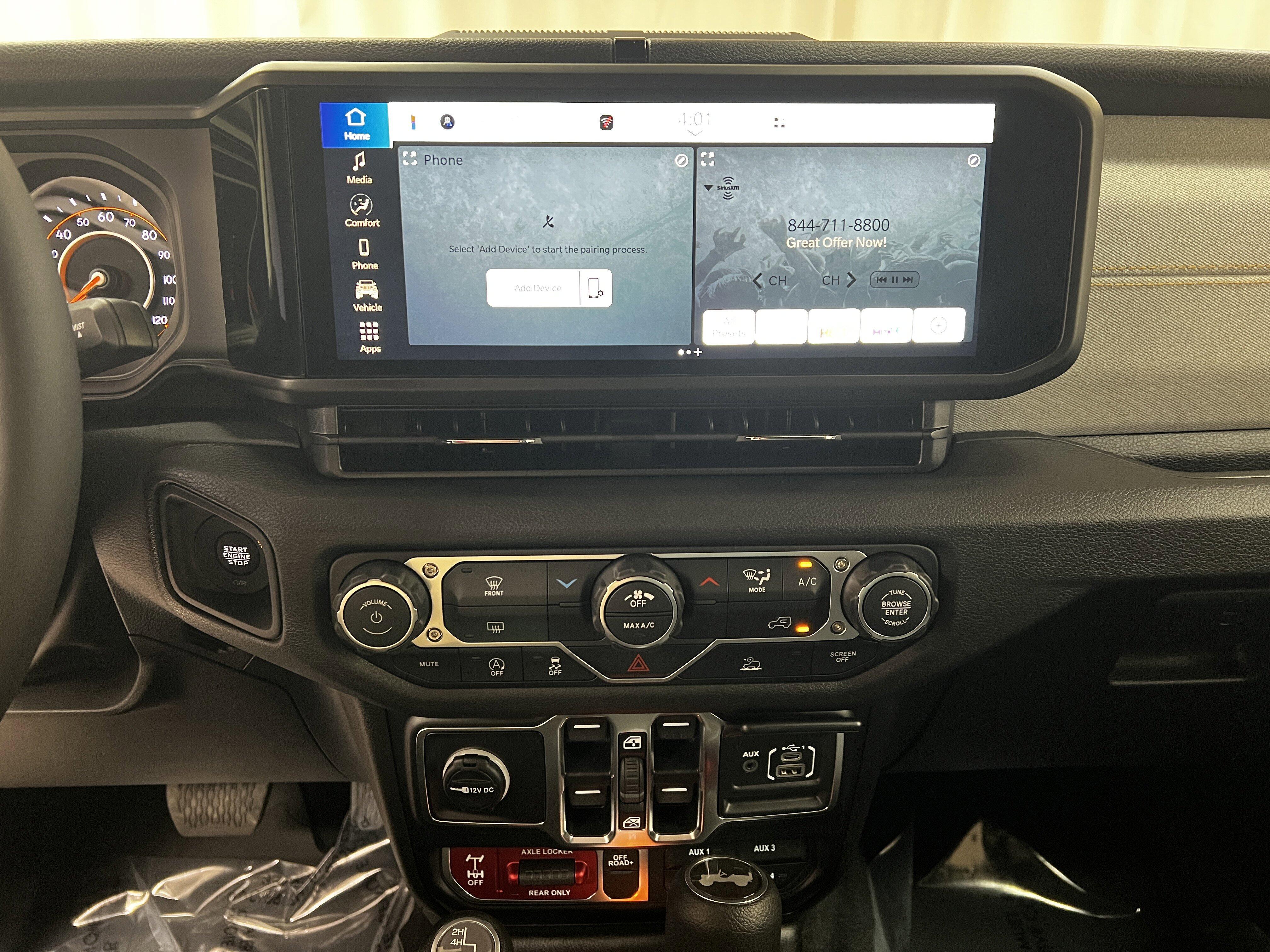 2026 Jeep Wrangler 4-Door Willys - Photo 16
