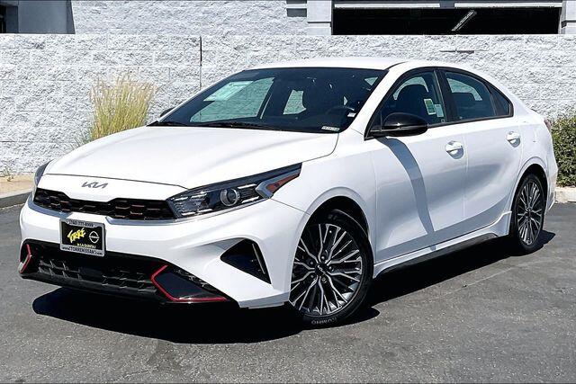 2023 Kia Forte GT-Line AT's photo
