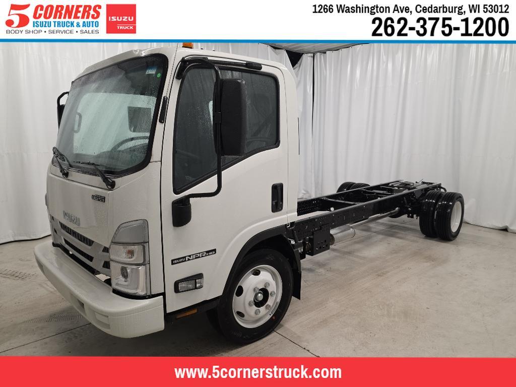 2026 Isuzu NPR-HD's photo