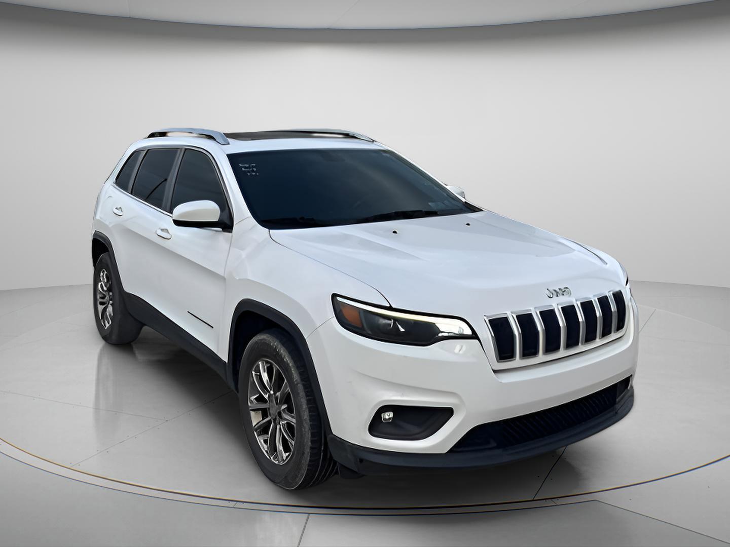 2019 Jeep Cherokee Latitude Plus 4X4's photo