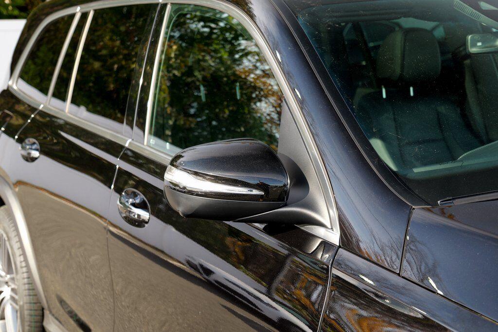 2025 Mercedes-Benz GLS Base - Photo 10