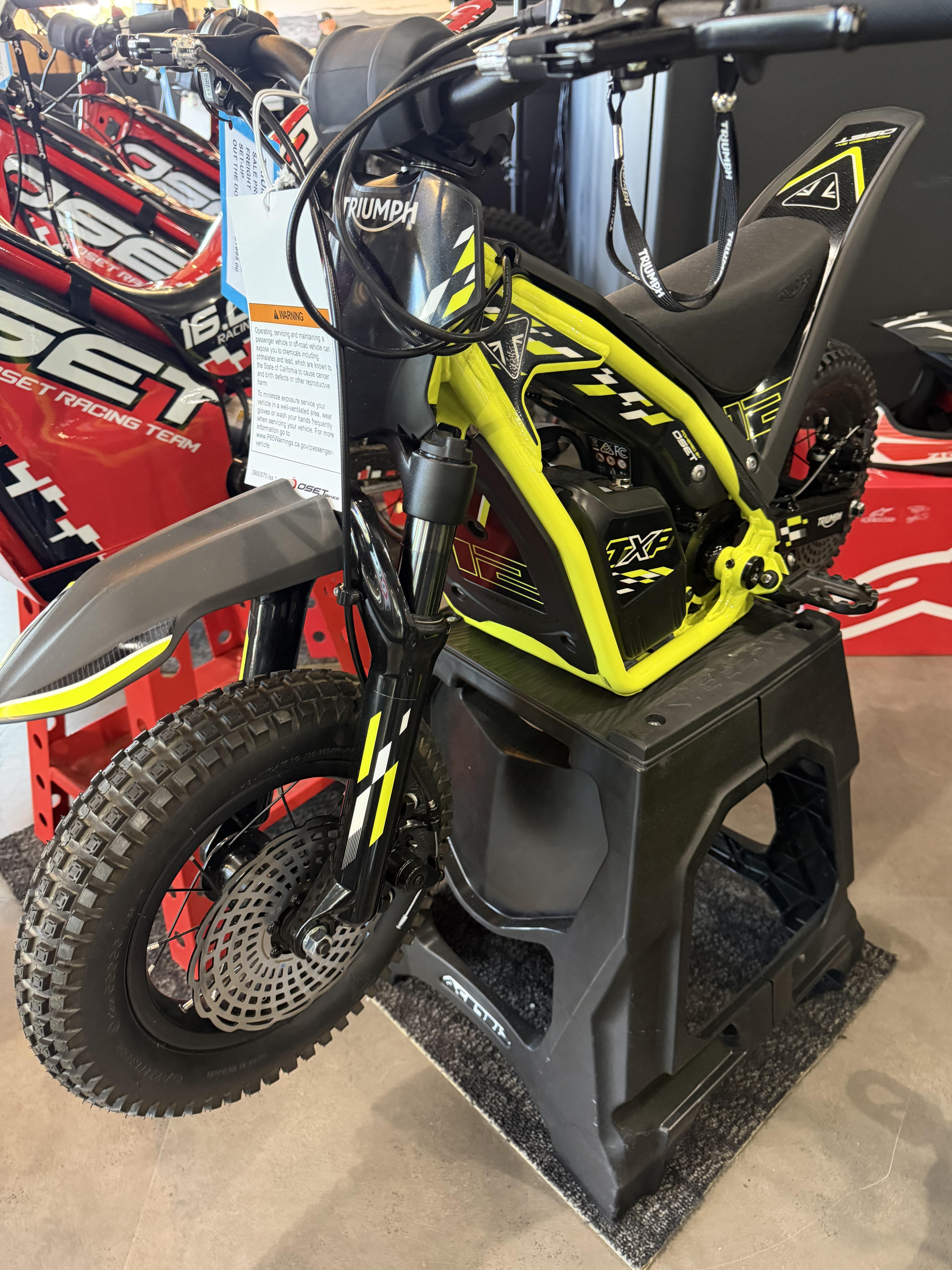 2026 Triumph Oset 12 MX