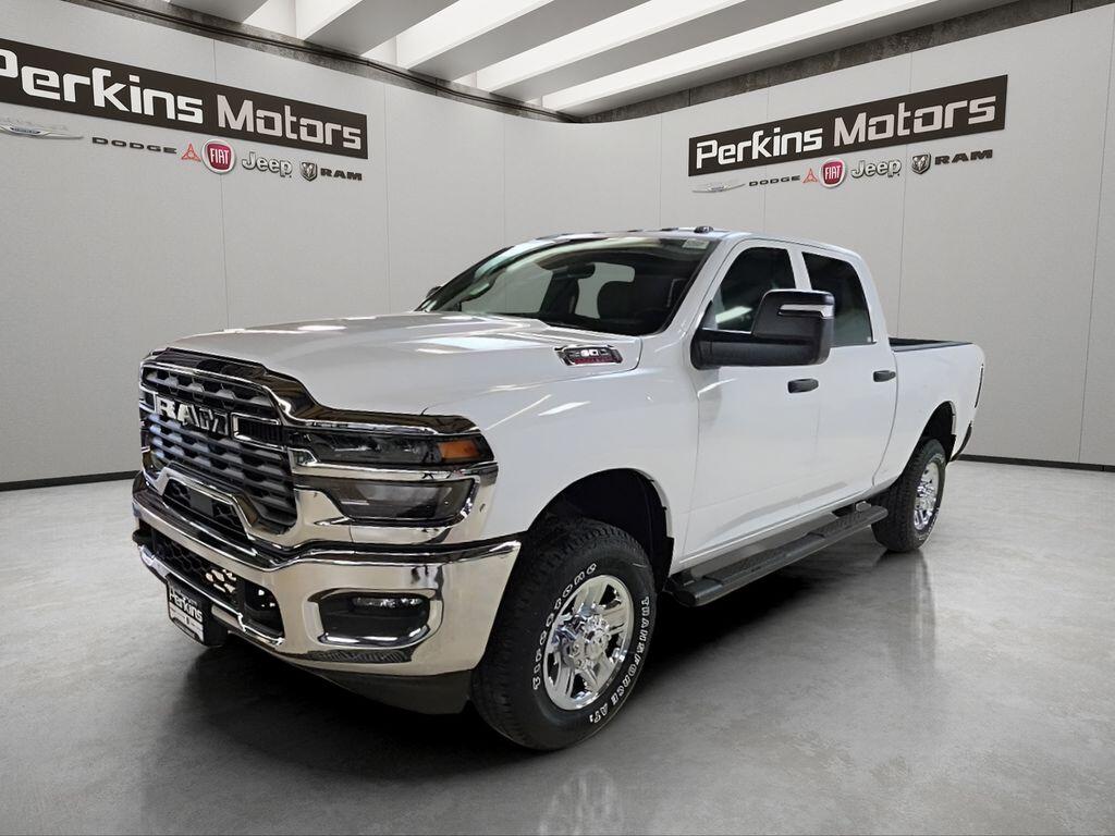 2026 RAM 2500 2500 Tradesman Crew Cab 4x4 6'4' Box