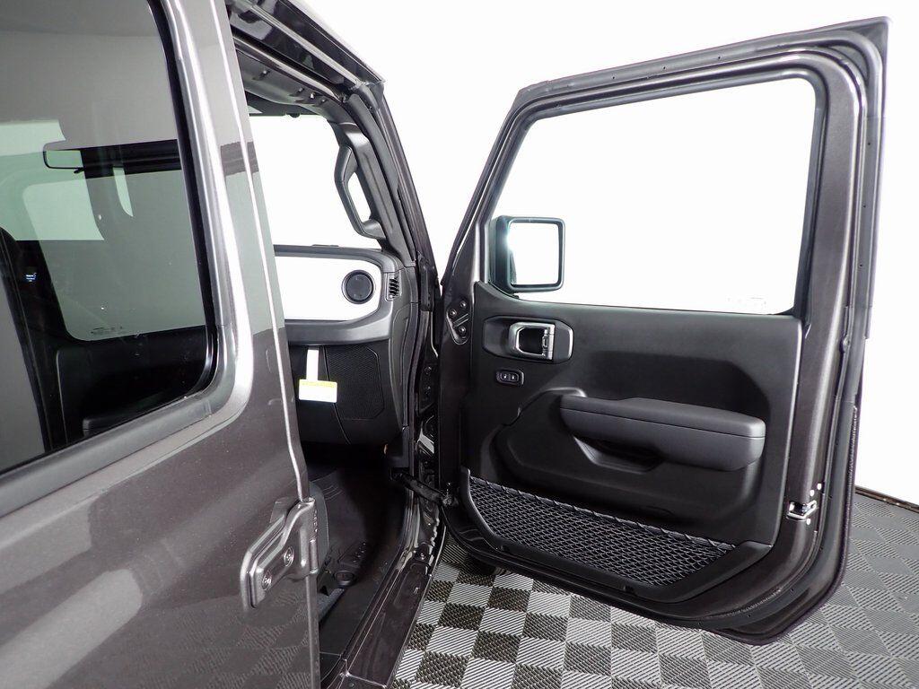 2025 Jeep Wrangler 4-Door Sport S - Photo 30