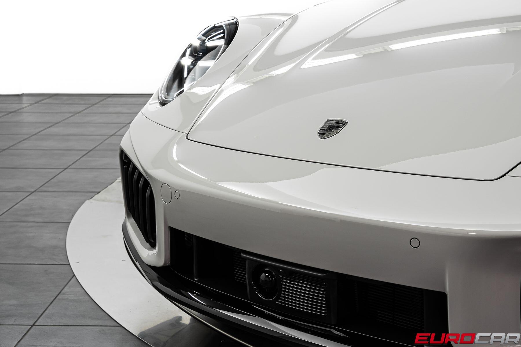 2026 Porsche 911 Turbo S *SPORTDESIGN PACK * ADAPTIVE SEATS PLUS*Image 12