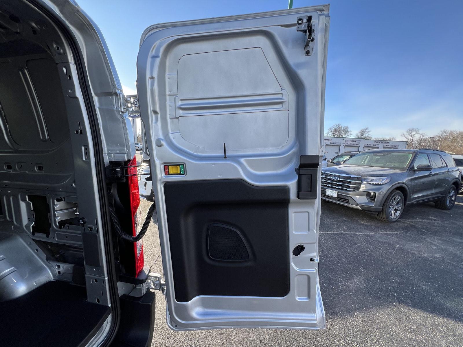 2026 Ford Transit Van Base - Photo 40