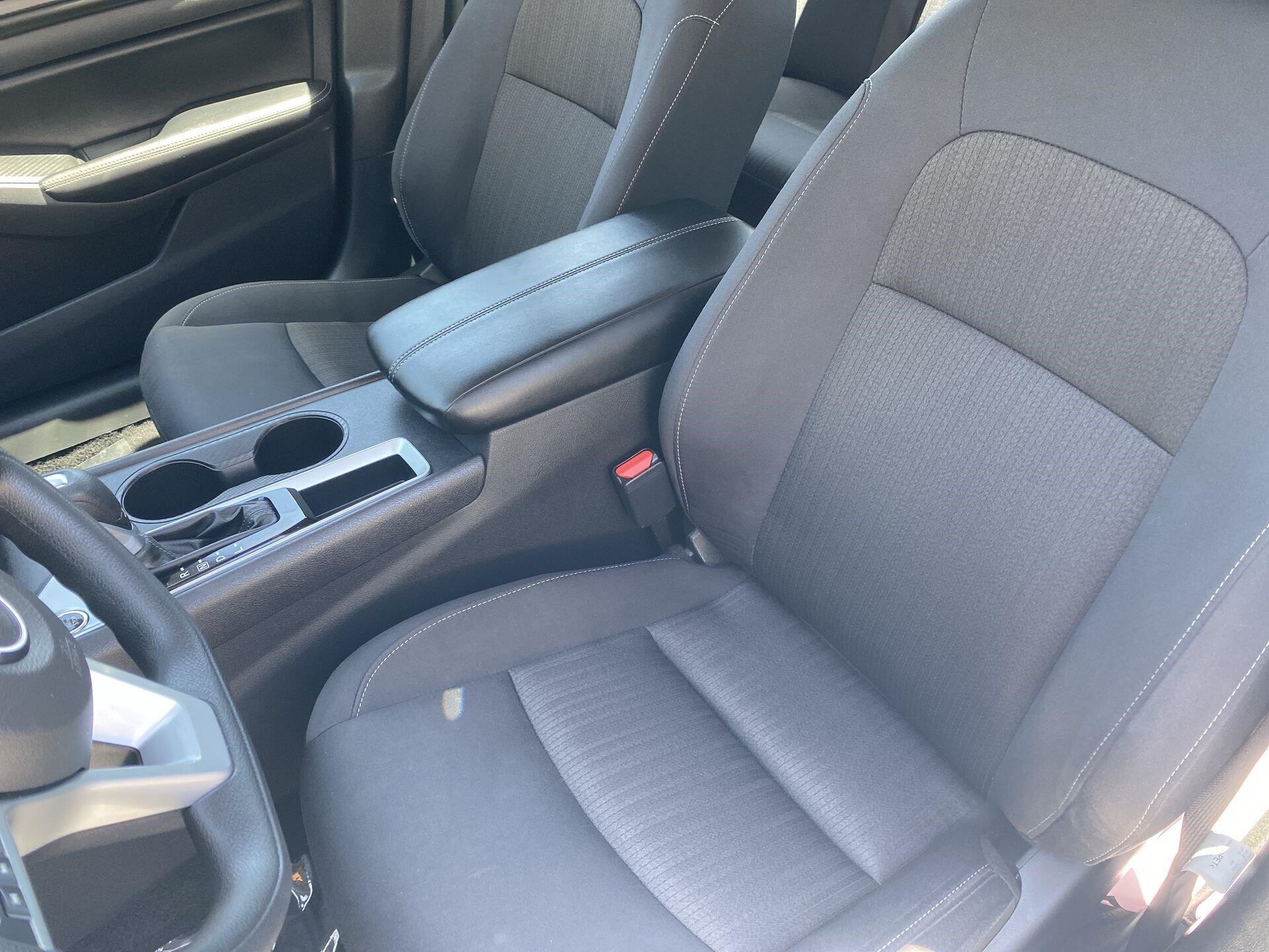 2025 Nissan Altima SV - Photo 19