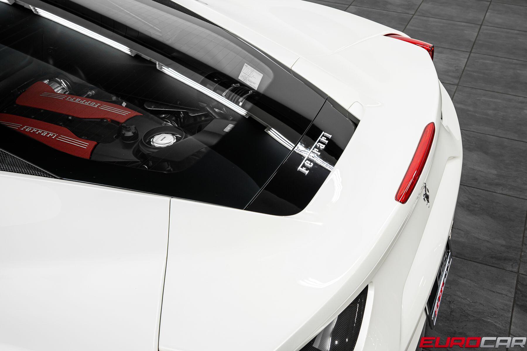 2017 Ferrari 488 GTB *CARBON STEERING WHEEL * IMMACULATE CONDITION*Image 21