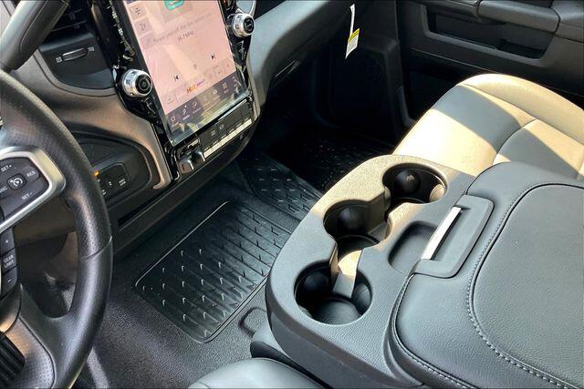 2025 RAM 3500 Chassis Tradesman - Photo 6