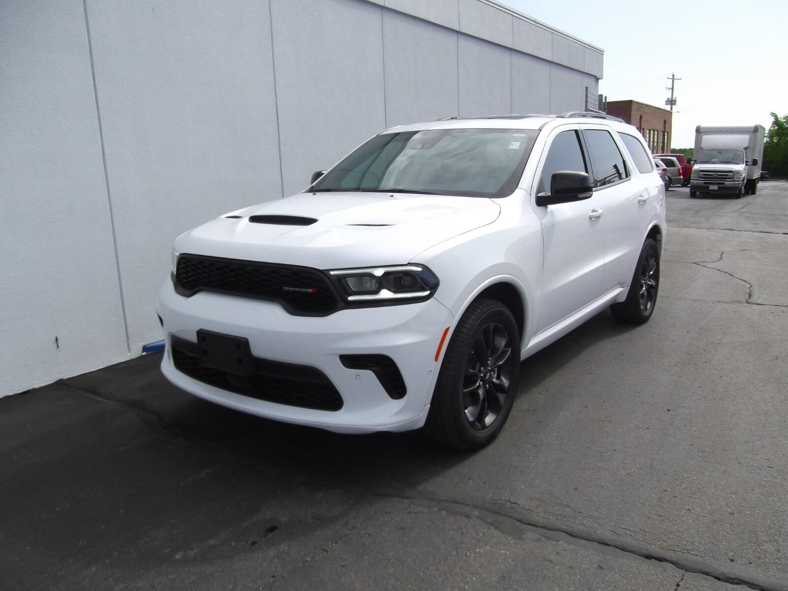Used 2025 Dodge Durango GT with VIN 1C4RDJDG7SC512428 for sale in Kansas City