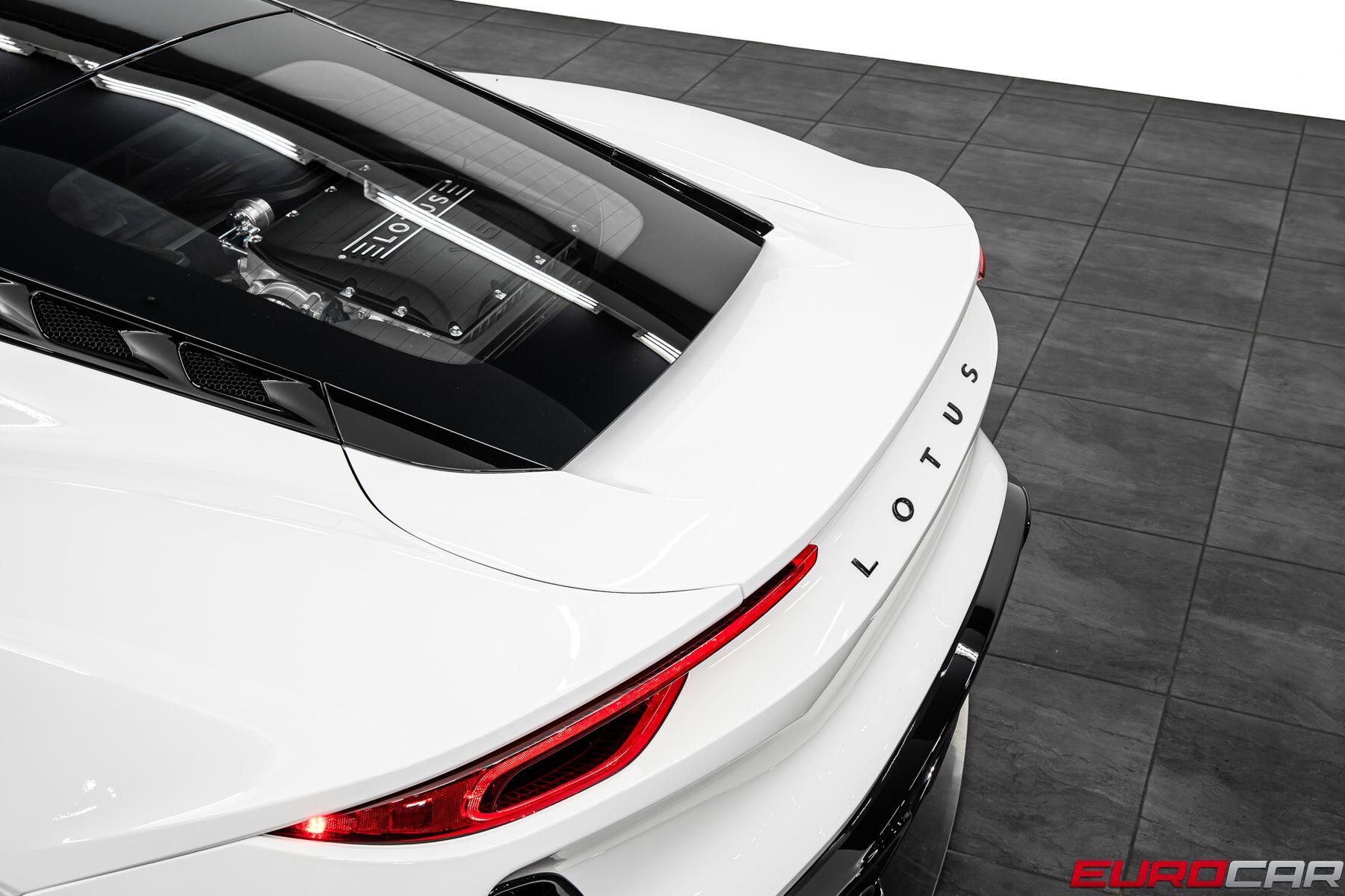 2026 Lotus Emira - Photo 18