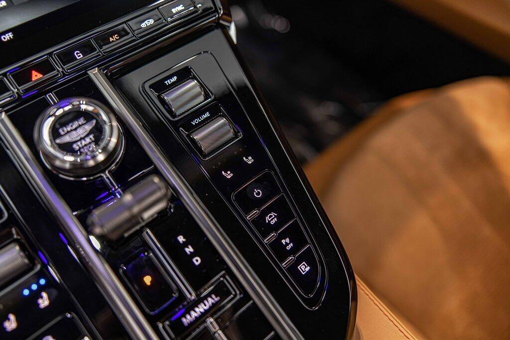 2026 Aston Martin Vantage Base - Photo 29