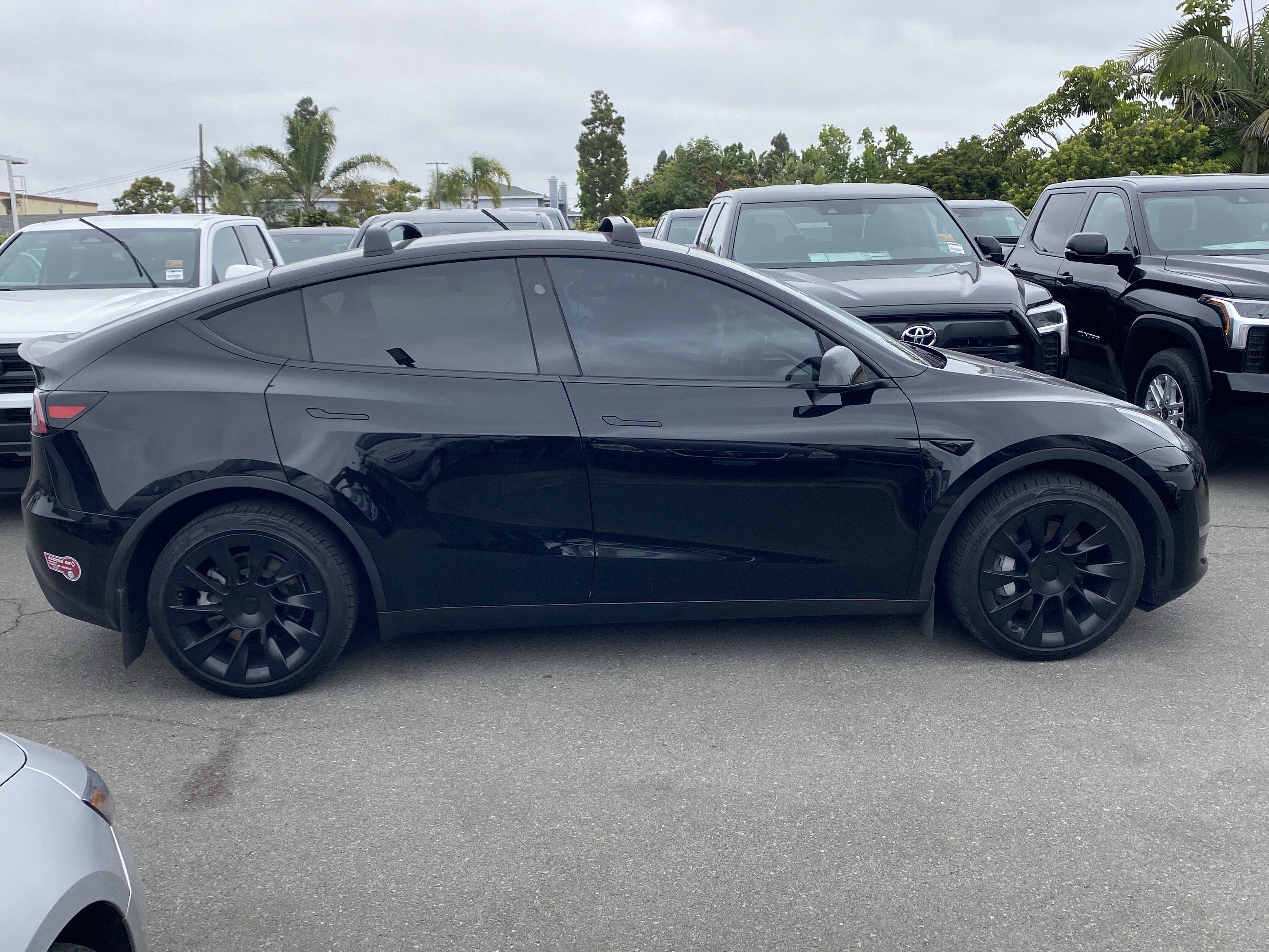 Used 2023 Tesla Model Y Long Range with VIN 7SAYGDEE7PA185525 for sale in Huntington Beach, CA