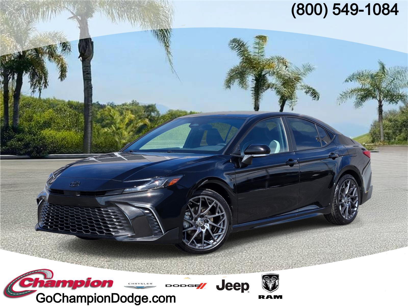 2025 Toyota Camry SE (Natl)