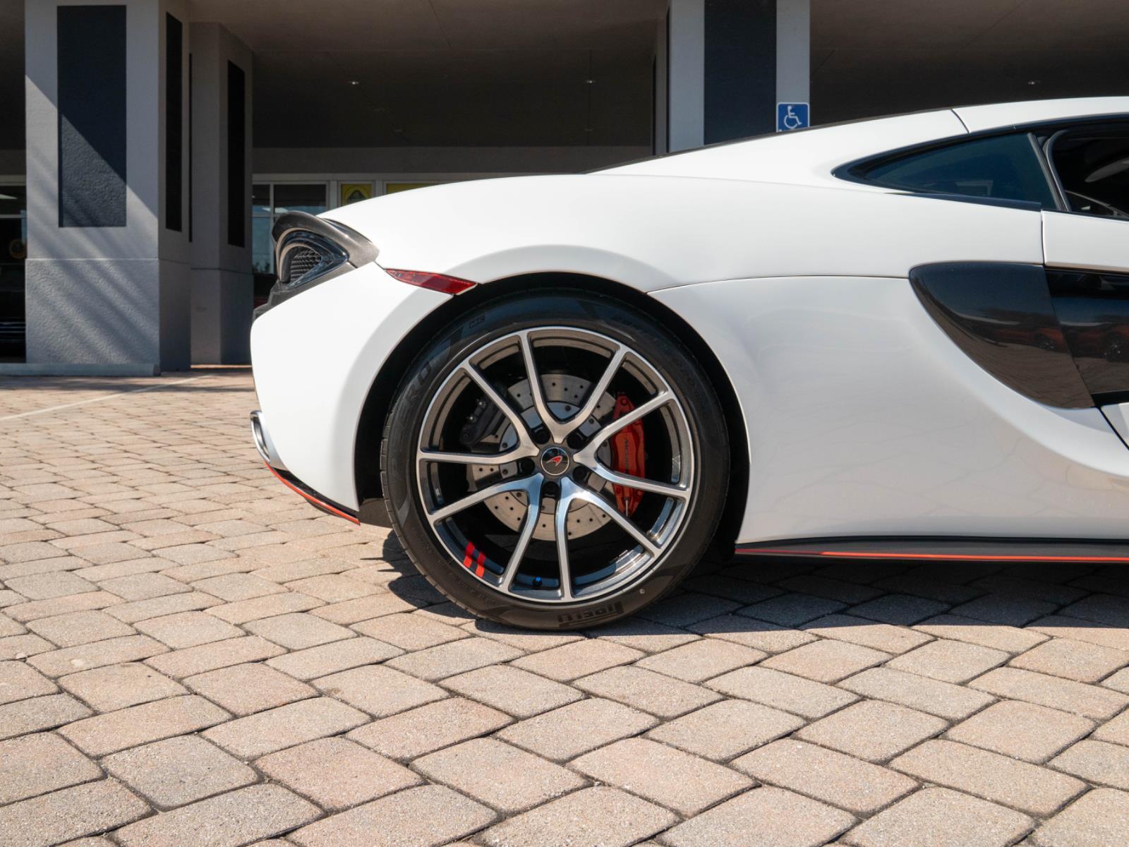 Used 2017 McLaren 570GT 