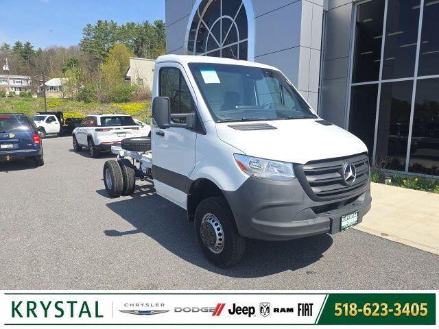 2023 Mercedes-Benz Sprinter 3500XD 144 WB HO 4x4's photo